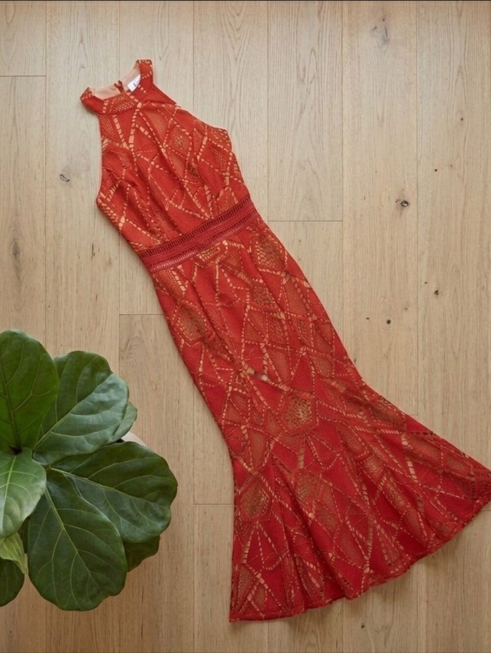 Modern Red Geo Lace High Neck Mermaid Maxi Dress – Formal / Wedding Guest Sz 4